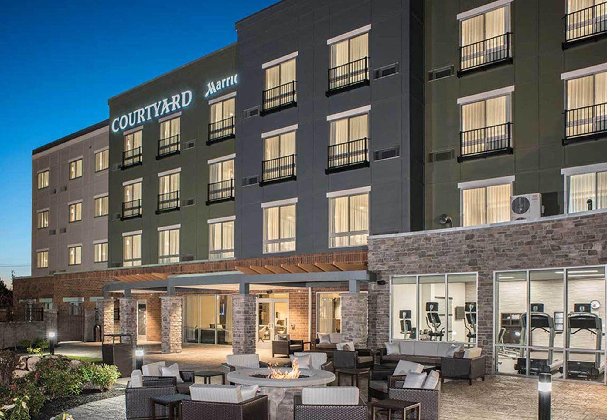 מלון Courtyard By Marriott Albany קליפטון פארק מראה חיצוני תמונה